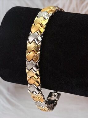 Aged Goldtone bronzetone Silvertone Chevron pattern, stainless steel bracelet